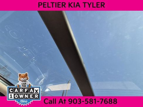 Certified 2022 Kia Sorento SX image 32