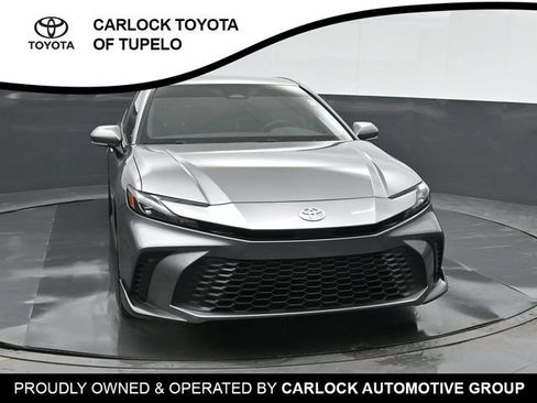 Used 2026 Toyota Camry SE w/ Convenience Package FWD image 7