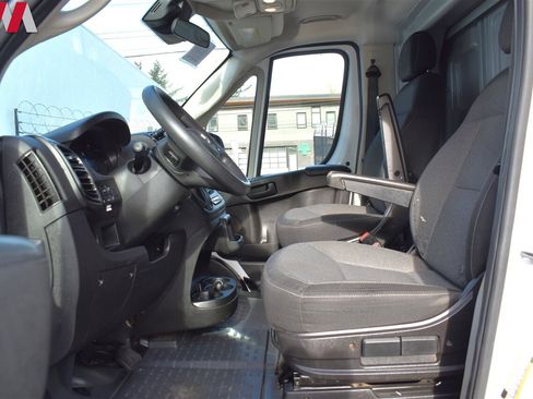 Used 2022 RAM ProMaster 3500 w/ Convenience Group image 10