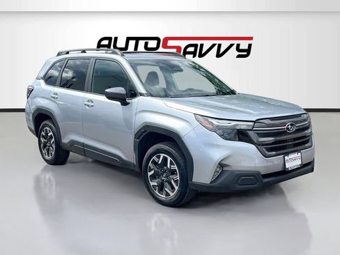 Used 2026 Subaru Forester Premium AWD/4WD image 1