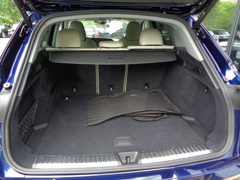 Used 2025 Audi Q5 Premium Plus AWD/4WD image 19