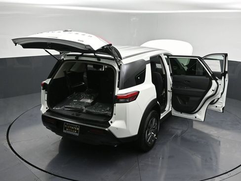 New 2026 Nissan Pathfinder S AWD/4WD image 33