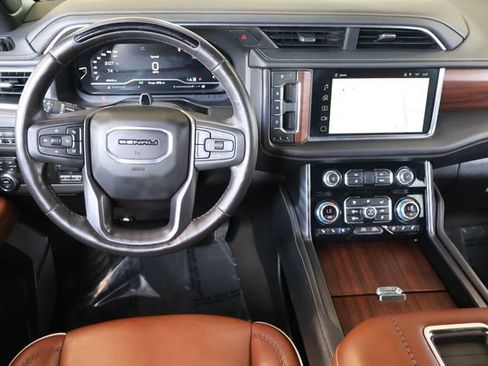 Used 2023 GMC Yukon Denali Ultimate AWD/4WD image 21