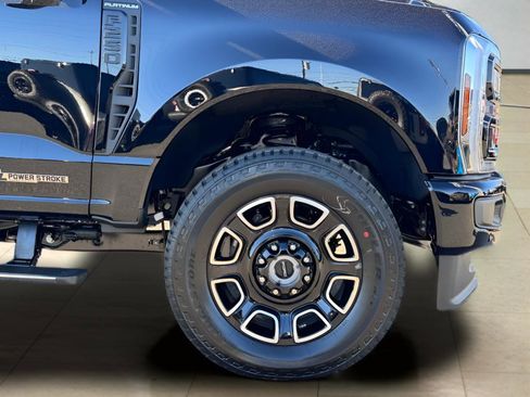 New 2026 Ford F250 Platinum w/ FX4 Off-Road Package image 48