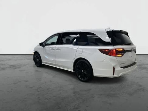 Certified 2025 Honda Odyssey Sport-L image 9