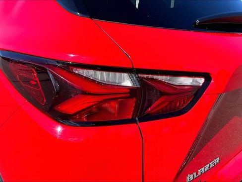 Used 2020 Chevrolet Blazer LT FWD image 29