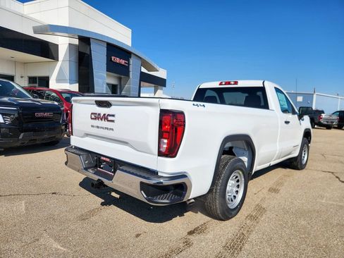 New 2026 GMC Sierra 1500 Pro image 3