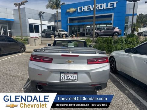 Used 2017 Chevrolet Camaro SS image 5