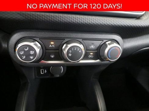New 2025 Nissan Kicks Play S image 16