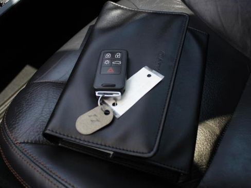 Used 2011 Volvo XC60 T6 image 24