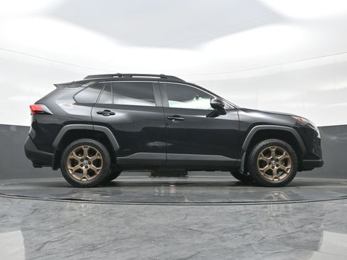 Used 2023 Toyota RAV4 Woodland Edition image 33