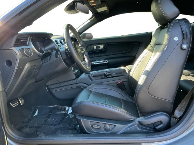 Used 2022 Ford Mustang GT Premium w/ Equipment Group 401A RWD image 10