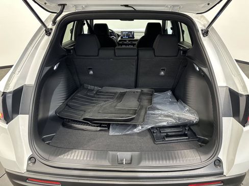 Certified 2026 Honda HR-V Sport image 28