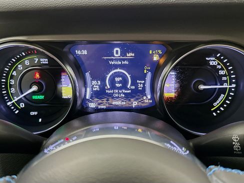 Used 2023 Jeep Wrangler Unlimited Rubicon 4xe AWD/4WD image 18