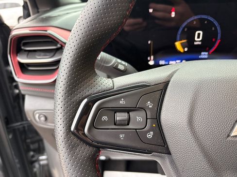 Used 2025 Chevrolet TrailBlazer RS w/ Convenience Package image 23