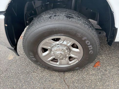 Used 2022 RAM 2500 Tradesman image 9