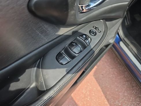 Used 2020 Nissan Murano SL w/ Moonroof Package AWD/4WD image 11