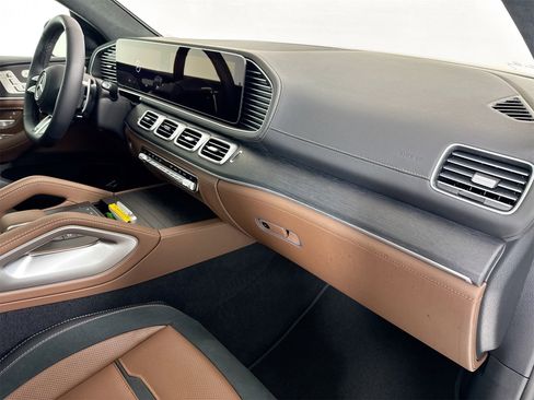 New 2025 Mercedes-Benz GLE 63 AMG S image 32