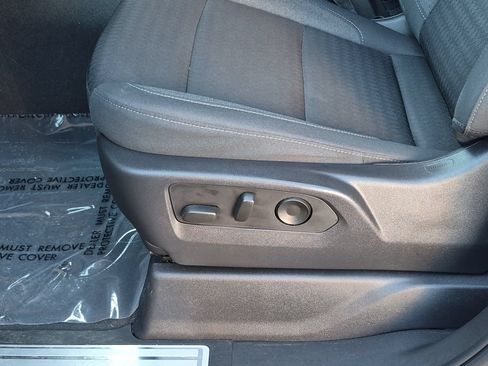 Used 2023 Chevrolet Silverado 1500 LT RWD image 22
