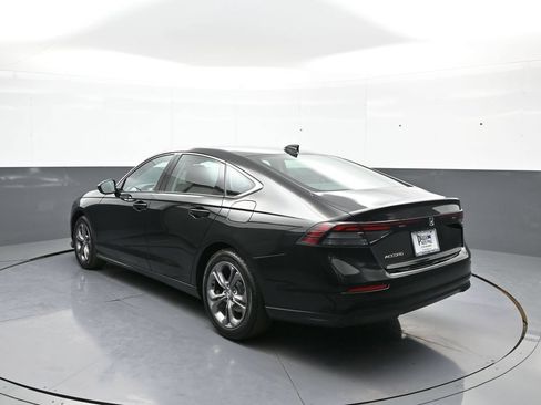 Certified 2023 Honda Accord EX image 8