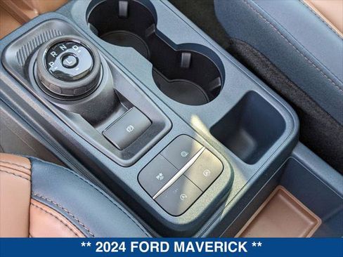 New 2024 Ford Maverick Lariat image 23