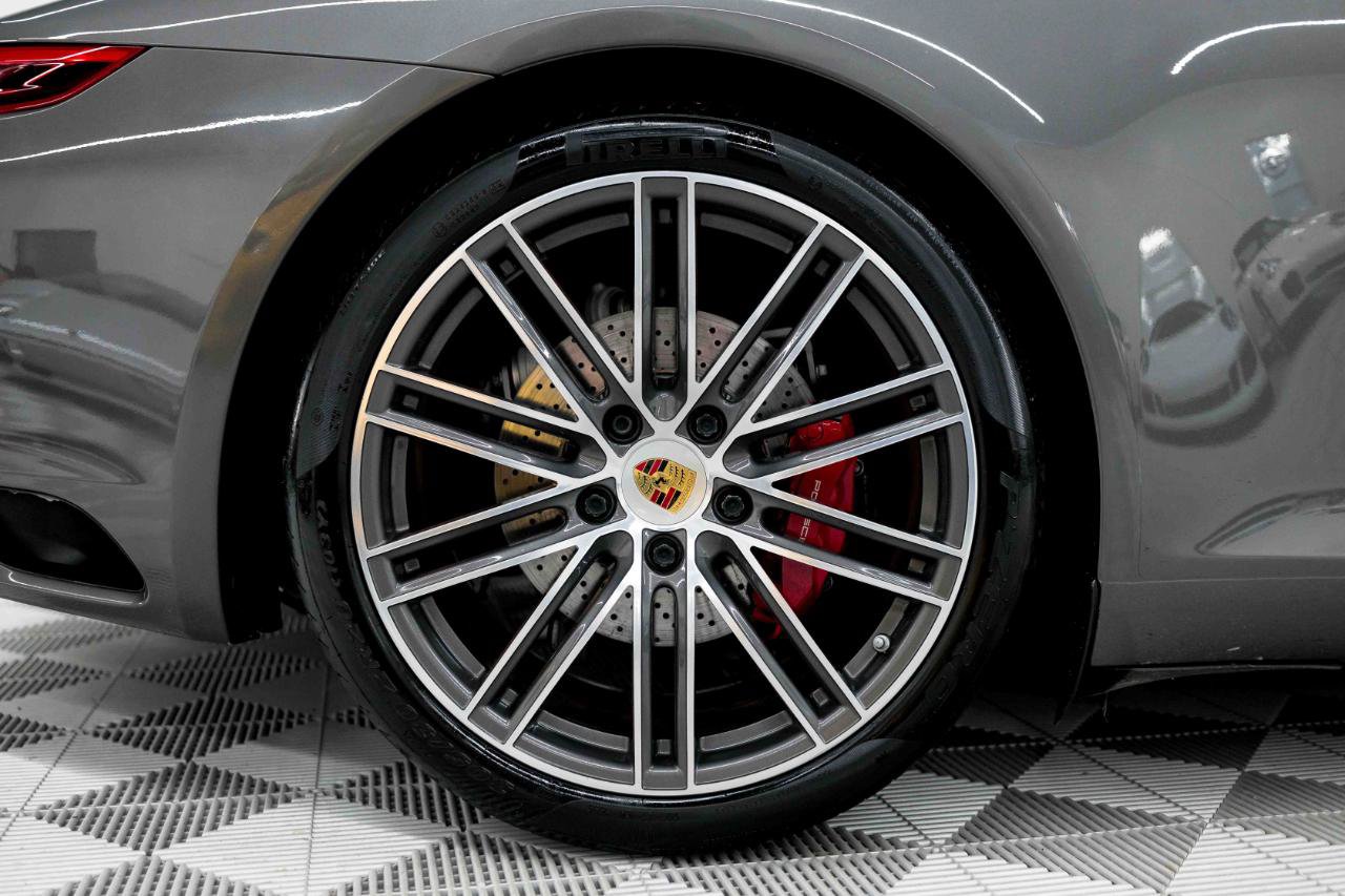 Used 2018 Porsche 911 Carrera S RWD image 37