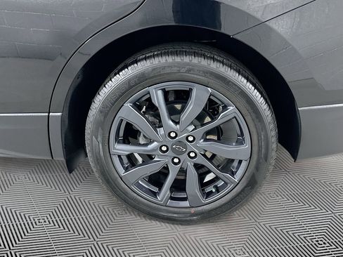 Used 2023 Chevrolet Equinox RS w/ RS Leather Package image 26