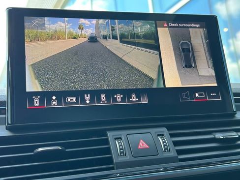 Used 2023 Audi SQ5 Premium Plus image 28