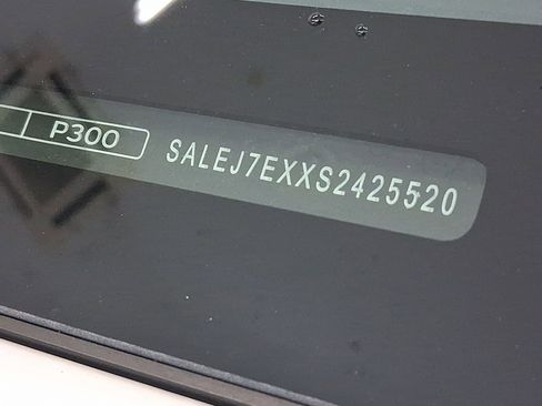 Used 2025 Land Rover Defender 110 S image 18