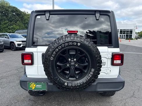 Used 2023 Jeep Wrangler Unlimited Sport AWD/4WD image 16