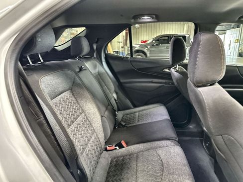 Used 2024 Chevrolet Equinox LT AWD/4WD image 26