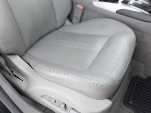 Used 2011 Cadillac SRX Luxury FWD image 27