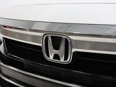 Used 2021 Honda Accord EX-L image 10