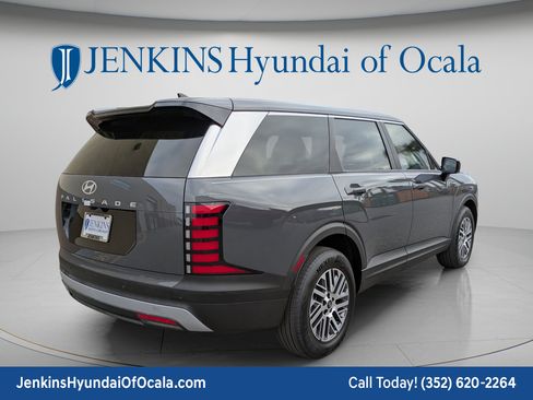New 2026 Hyundai Palisade SE FWD image 3