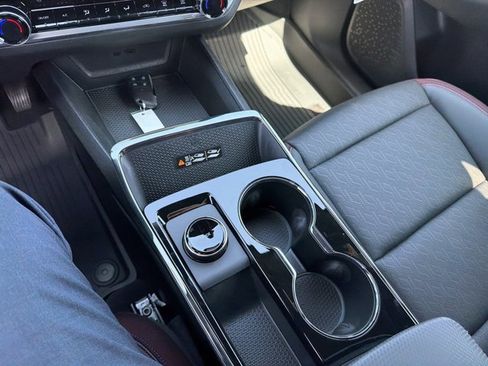 New 2026 Chevrolet Equinox RS image 18