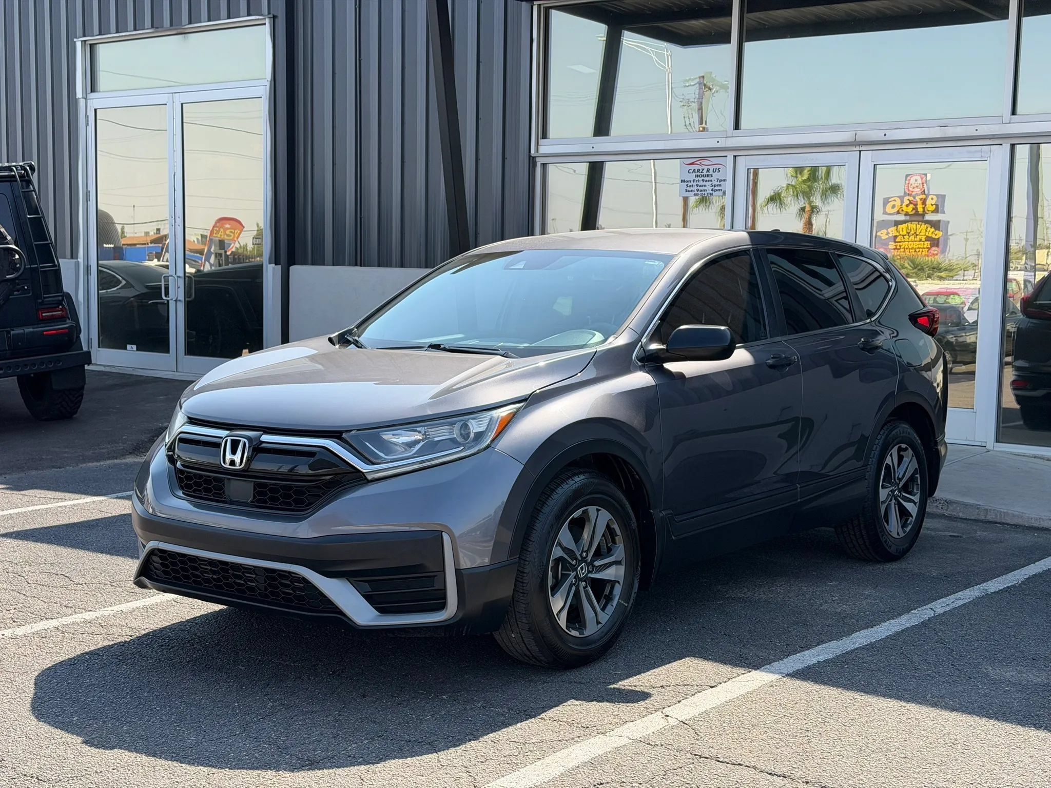 Used 2020 Honda CR-V LX image 2