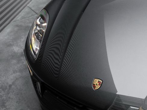 Certified 2025 Porsche Macan image 34