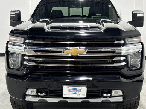 Used 2021 Chevrolet Silverado 3500 High Country image 9
