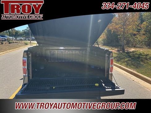 Used 2014 Ford F150 Lariat w/ Lariat Chrome Package image 10
