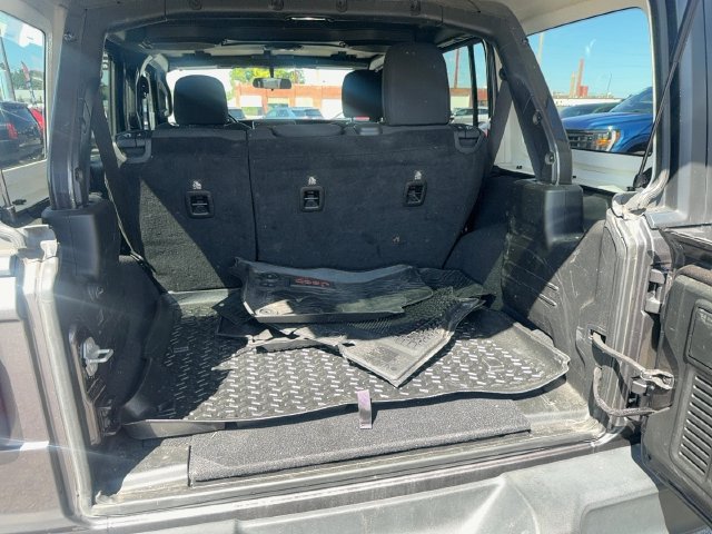 Used 2018 Jeep Wrangler Unlimited Sport S AWD/4WD image 9