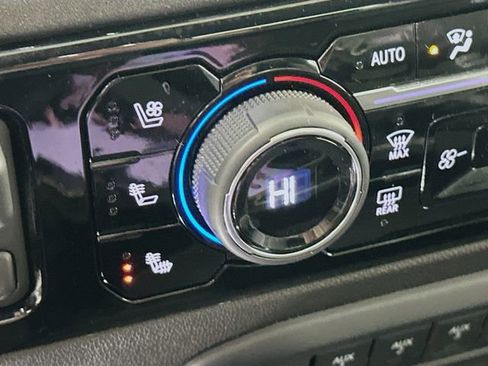 Used 2025 Chevrolet Silverado 2500 High Country w/ Technology Package image 22