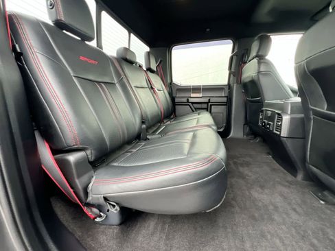 Used 2019 Ford F150 XLT w/ Equipment Group 302A Luxury AWD/4WD image 20