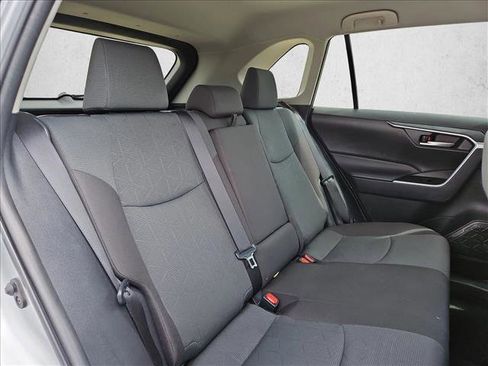 Used 2025 Toyota RAV4 XLE image 20