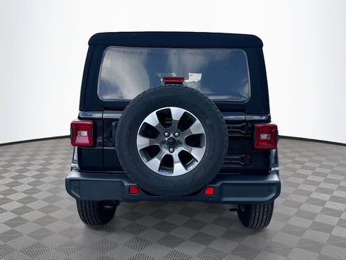 Used 2022 Jeep Wrangler Unlimited Sahara w/ LED Lighting Group image 7