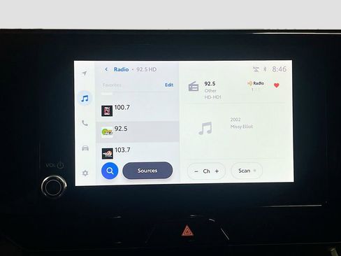 Used 2024 Toyota Venza LE image 15