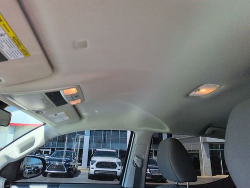 Used 2023 Toyota Tacoma SR image 21