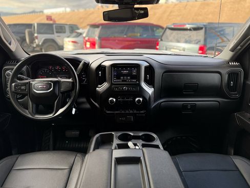 Used 2021 GMC Sierra 2500 4WD Double Cab 162 w/ Convenience Package image 21