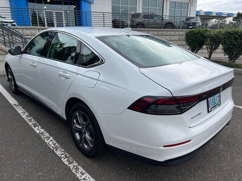 Used 2024 Honda Accord EX image 6