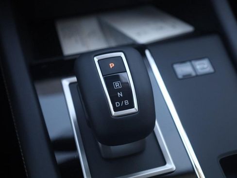 New 2026 Nissan Rogue SL AWD/4WD image 19