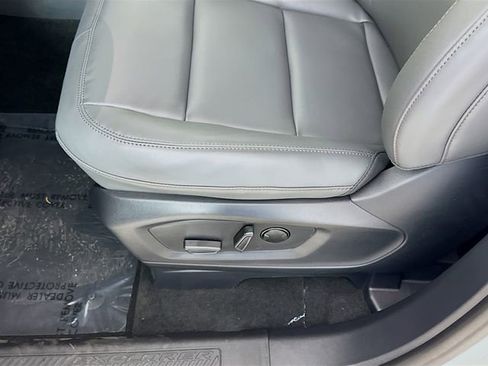 New 2026 Ford Explorer Active w/ Active Comfort Package image 19